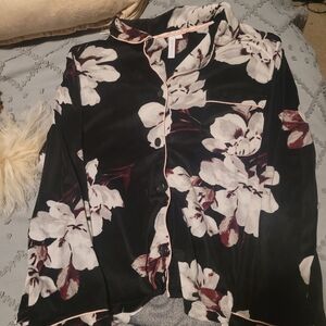 Floral Black and White Pajama Set